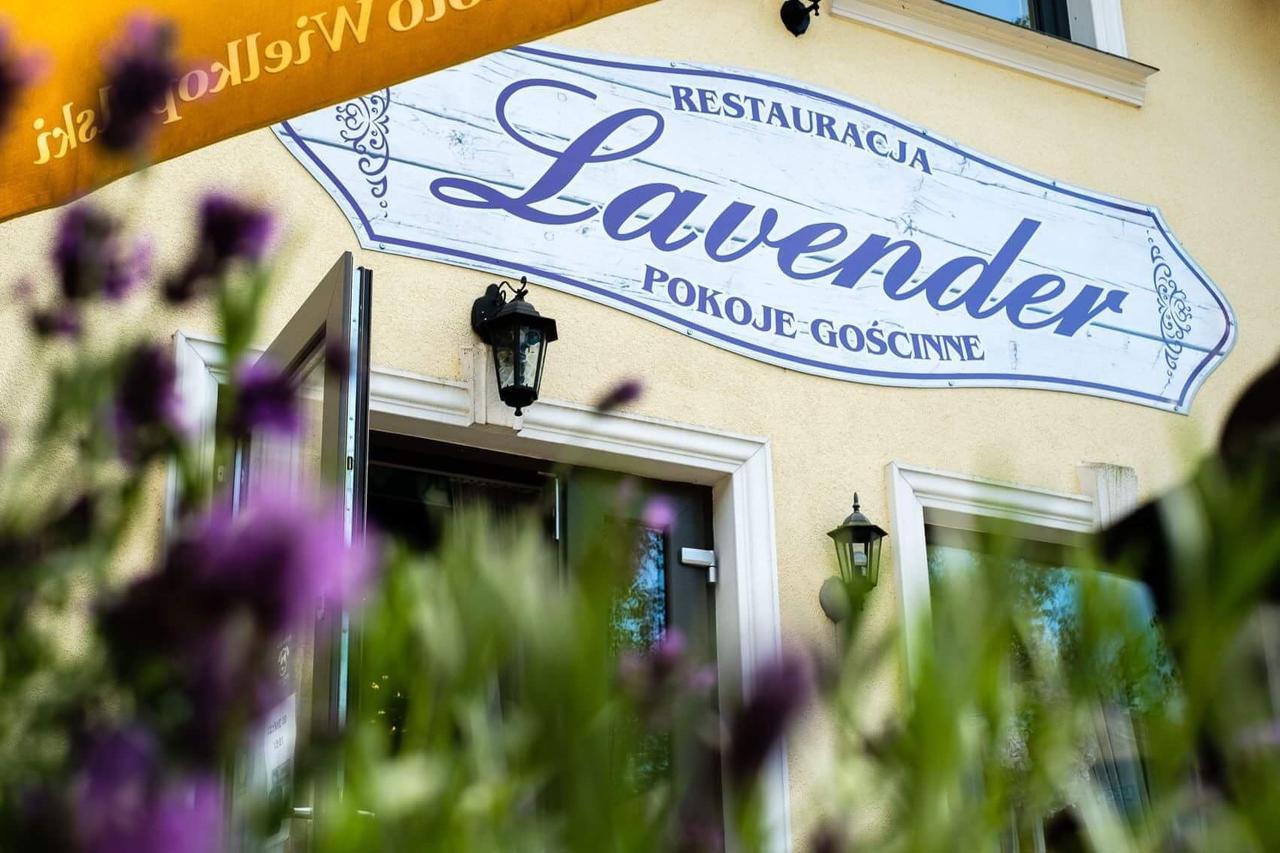 Lavender - Restauracja I Pokoje Goscinne Nowy Tomyśl Extérieur photo